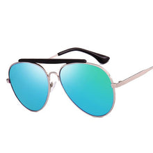 People Mountain New Fashion Sunglasses Men Driving Vintage Glasses Fishing Popular Gafas Classic Oculos De Sol Masculino 8825